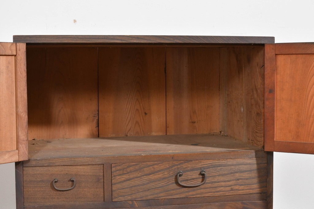 和製アンティーク　変わりデザイン!!　前面欅(ケヤキ)材の小振りな収納棚　(R-085698)