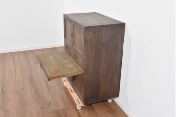 和製アンティーク　変わりデザイン!!　前面欅(ケヤキ)材の小振りな収納棚　(R-085698)