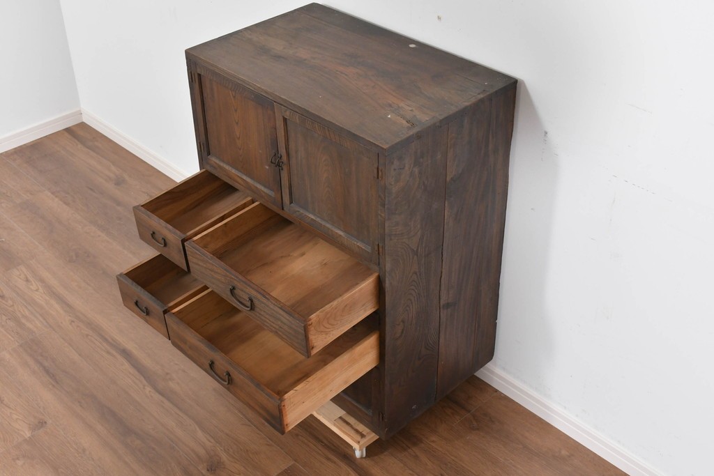 和製アンティーク　変わりデザイン!!　前面欅(ケヤキ)材の小振りな収納棚　(R-085698)