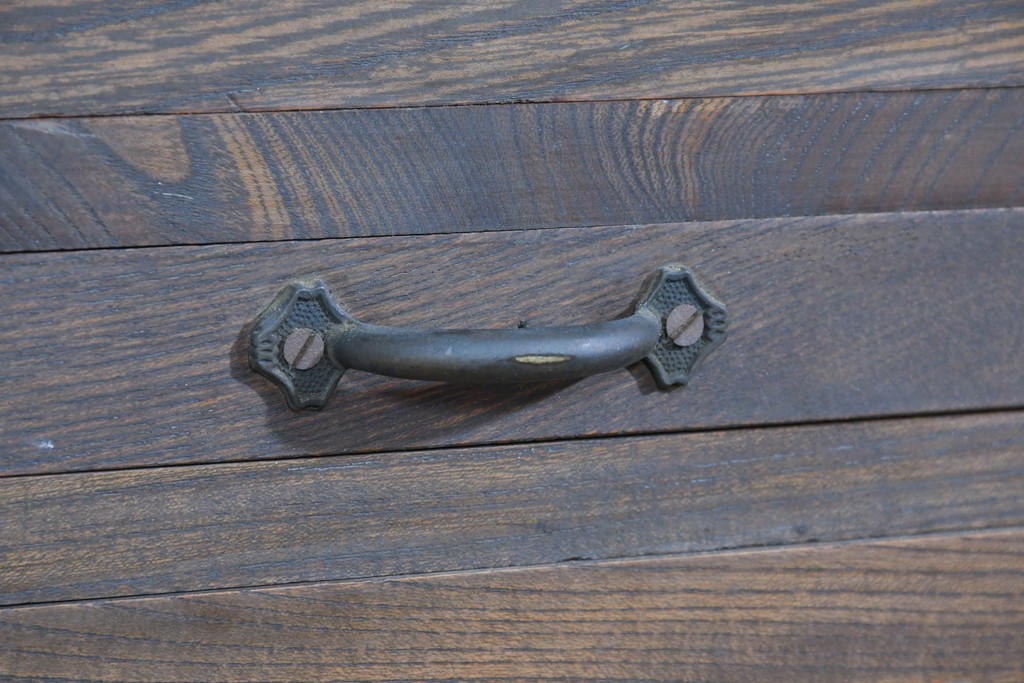 和製アンティーク　変わりデザイン!!　前面欅(ケヤキ)材の小振りな収納棚　(R-085698)