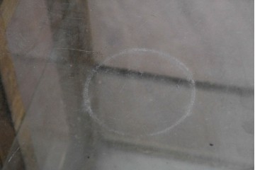 和製ヴィンテージ　古い木味の小振りな縦型ガラスケース　(R-085699)