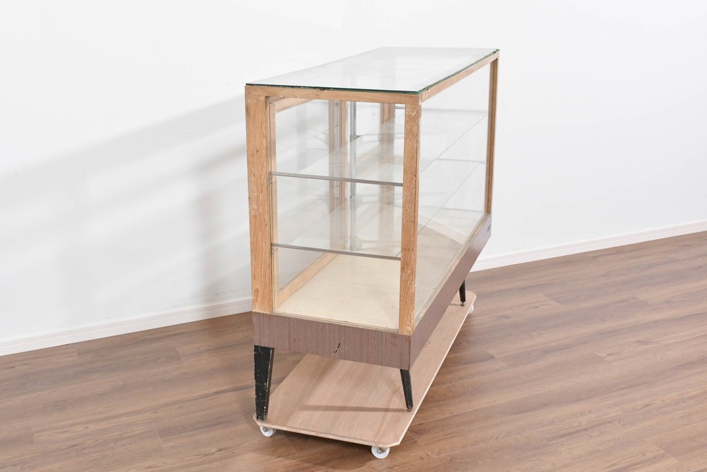 和製ヴィンテージ　木枠とガラスのシンプルな構成が魅力のガラスケース　(R-085700)