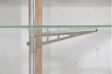 和製ヴィンテージ　木枠とガラスのシンプルな構成が魅力のガラスケース　(R-085700)