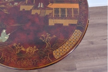 アジアンヴィンテージ　オリエンタル　風景画をあしらったティルトトップコーヒーテーブル　(R-085702)