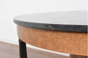 中古　最高級アメリカ家具ブランド　Baker(ベーカー社)　御影石天板と木部の対比が美しいエンパイヤ様式のローテーブル　(R-085703)