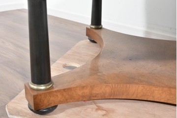 中古　最高級アメリカ家具ブランド　Baker(ベーカー社)　御影石天板と木部の対比が美しいエンパイヤ様式のローテーブル　(R-085703)