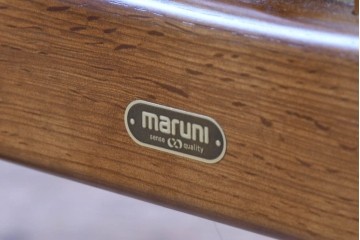 中古　マルニ木工(MARUNI)　ナラ材　本革　背もたれの曲線が美しいダイニングチェア4脚セット　(R-085704)