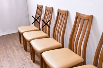 中古　マルニ木工(MARUNI)　ナラ材　本革　背もたれの曲線が美しいダイニングチェア4脚セット　(R-085704)