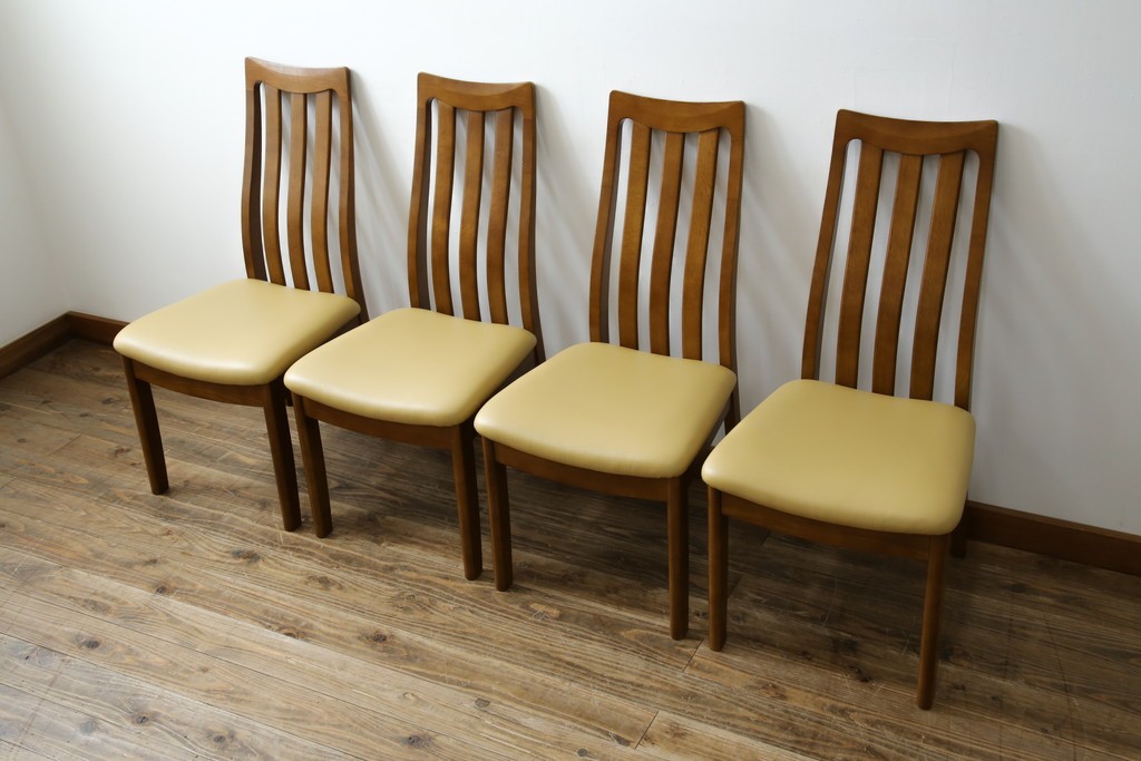 中古　マルニ木工(MARUNI)　ナラ材　本革　背もたれの曲線が美しいダイニングチェア4脚セット　(R-085704)