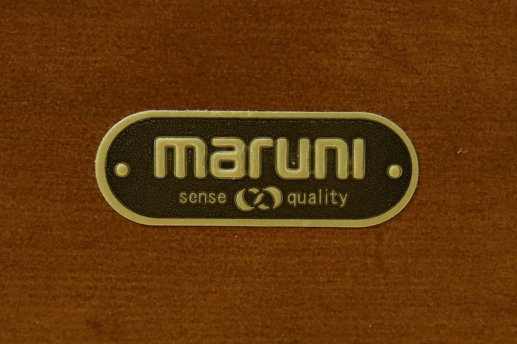 中古　マルニ木工(MARUNI)　ナラ材　本革　背もたれの曲線が美しいダイニングチェア4脚セット　(R-085704)