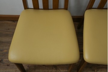 中古　マルニ木工(MARUNI)　ナラ材　本革　背もたれの曲線が美しいダイニングチェア4脚セット　(R-085704)