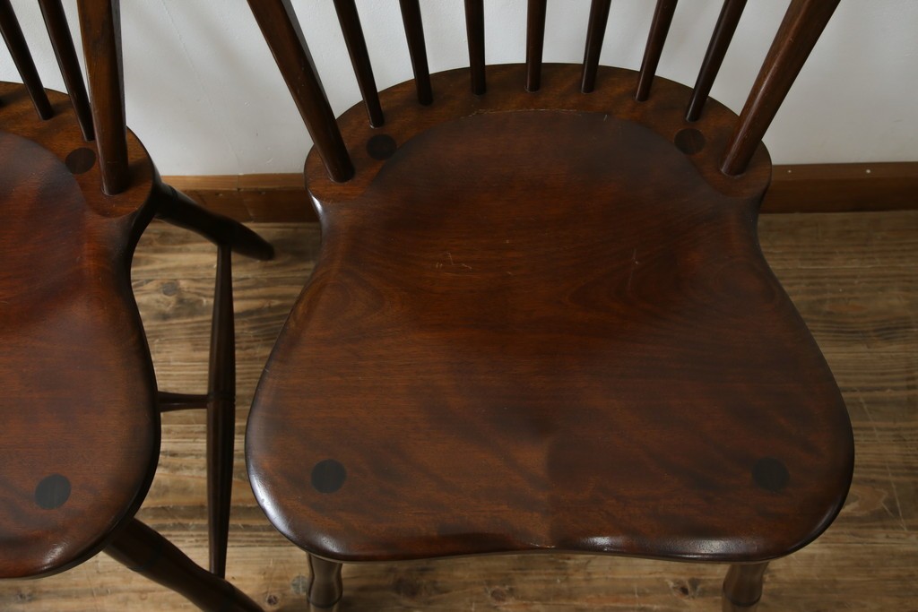 中古　松本民芸家具　#72リーチ型チェア　曲線の美しいウィンザースタイルのダイニングチェア2脚セット　定価(2脚合計)約19万6千円　(R-085707)
