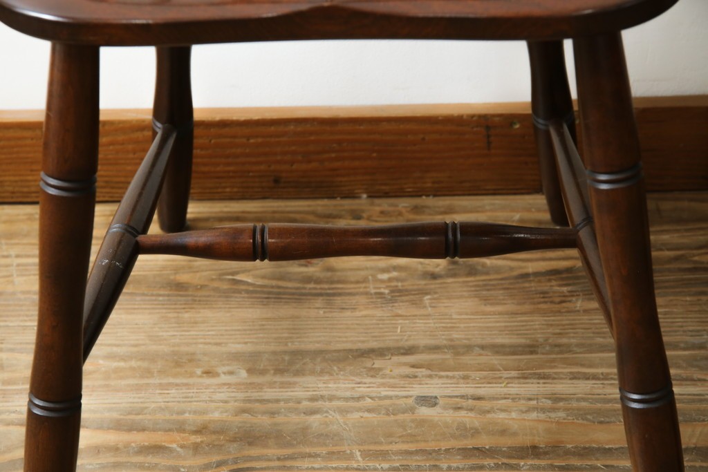 中古　松本民芸家具　#72リーチ型チェア　曲線の美しいウィンザースタイルのダイニングチェア2脚セット　定価(2脚合計)約19万6千円　(R-085707)