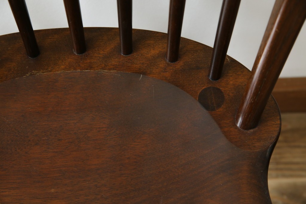 中古　松本民芸家具　#72リーチ型チェア　曲線の美しいウィンザースタイルのダイニングチェア2脚セット　定価(2脚合計)約19万6千円　(R-085707)
