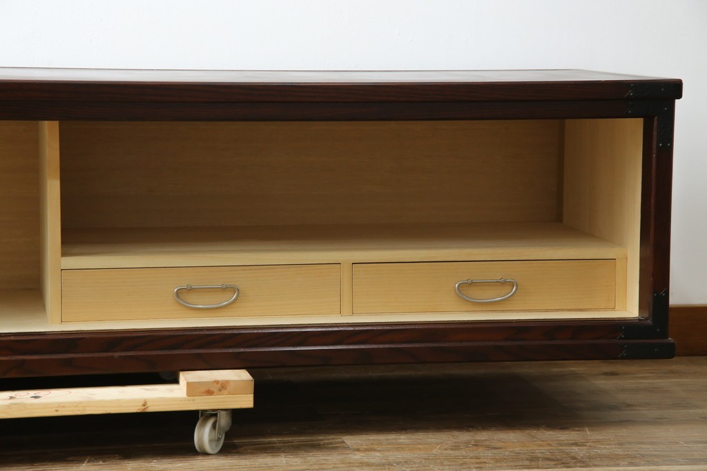 《台輪取り付け加工費込み》　中古　美品　志太民芸家具　木目の美しさが際立つローボード　(R-085709)