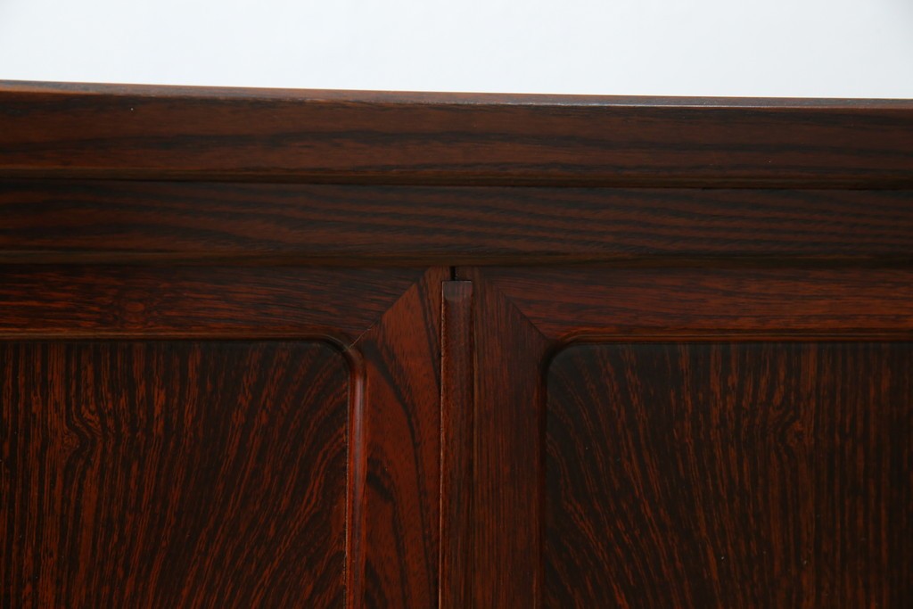 《台輪取り付け加工費込み》　中古　美品　志太民芸家具　木目の美しさが際立つローボード　(R-085709)