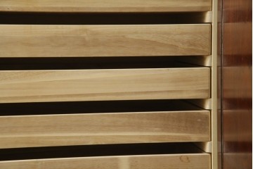 《天板・台輪取り付け加工費込み》　中古　美品　志太民芸家具　木目の美しさが際立つローチェスト　(R-085710)