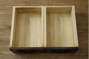 中古　志太民芸家具　深い色合いの木肌が美しいサイドボード　(R-085711)