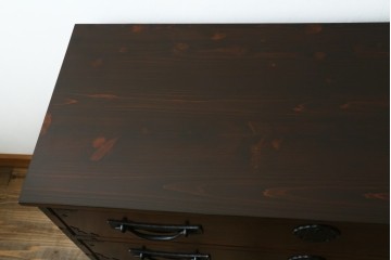 中古　志太民芸家具　深い色合いの木肌が美しいサイドボード　(R-085711)