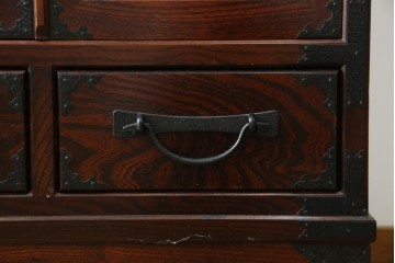 《天板取り付け加工費込み》　中古　志太民芸家具　深い色合いの木肌が美しいサイドボード　(R-085711)