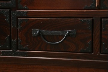 《天板取り付け加工費込み》　中古　志太民芸家具　深い色合いの木肌が美しいサイドボード　(R-085711)