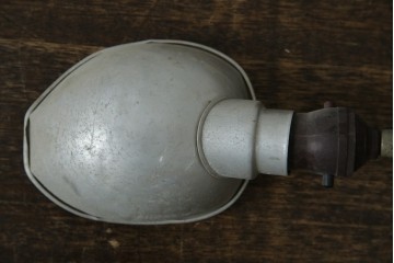 和製アンティーク　無骨な金属製アームがおしゃれなウォールライト　(R-085718)