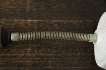 和製アンティーク　無骨な金属製アームがおしゃれなウォールライト　(R-085718)