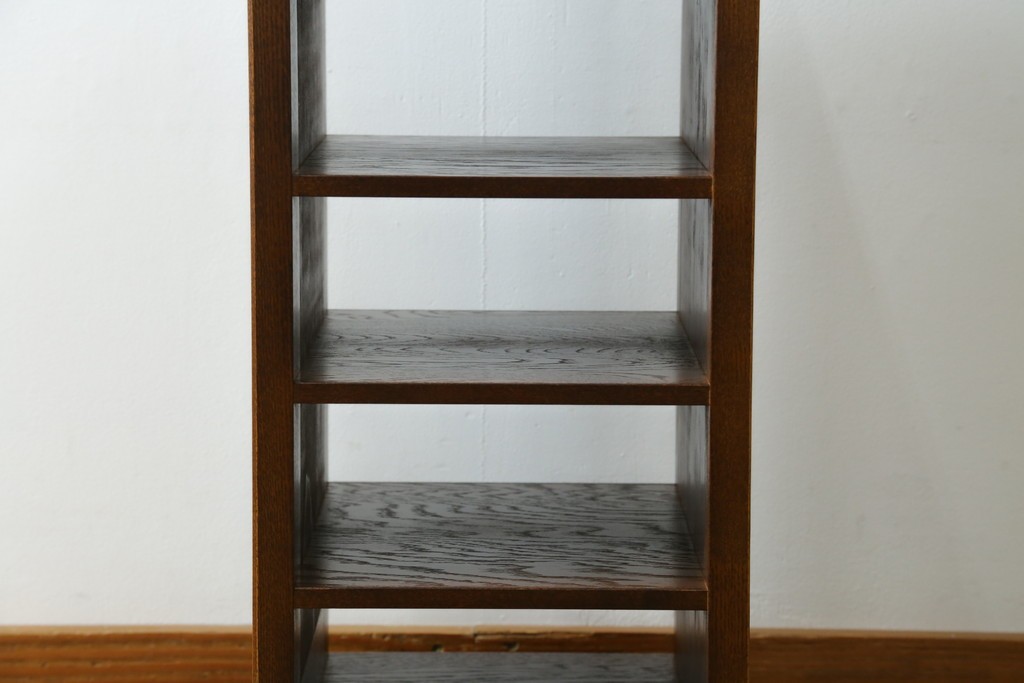 中古　美品　希少な廃番品　三越家具(現カントリーハウス)　Brugge(ブルージュ)　上品なバラの彫刻が入ったスリッパラック　(R-085719)