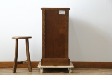 中古　美品　希少な廃番品　三越家具(現カントリーハウス)　Brugge(ブルージュ)　上品なバラの彫刻が入ったスリッパラック　(R-085719)