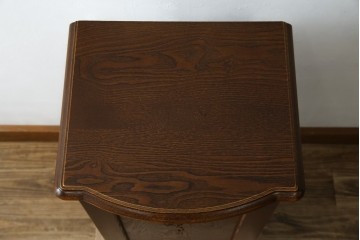 中古　美品　希少な廃番品　三越家具(現カントリーハウス)　Brugge(ブルージュ)　上品なバラの彫刻が入ったスリッパラック　(R-085719)