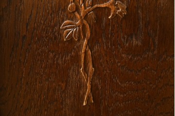 中古　美品　希少な廃番品　三越家具(現カントリーハウス)　Brugge(ブルージュ)　上品なバラの彫刻が入ったスリッパラック　(R-085719)