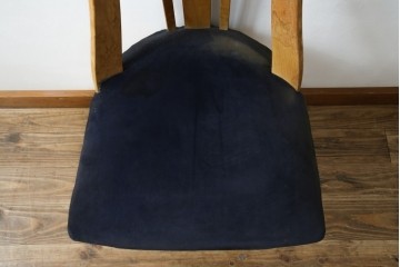 和製ヴィンテージ　背もたれに透かし彫りの入ったレトロなドクターチェア　(R-085720)