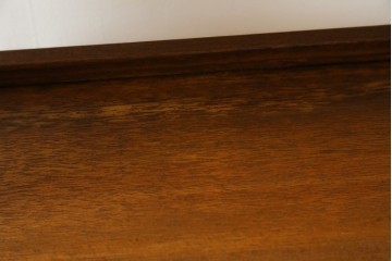 和製ヴィンテージ　昭和レトロ　素朴な木の味わいの薄型本棚　(R-085721)