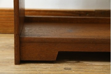 和製ヴィンテージ　昭和レトロ　素朴な木の味わいの薄型本棚　(R-085721)