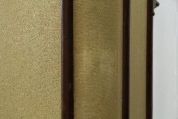 アメリカヴィンテージ　希少デザイン　国内流通少　鋲打ちと布張りが印象的なトランク風の本棚　(R-085722)