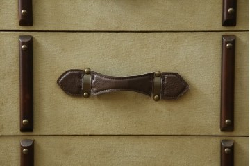 アメリカヴィンテージ　希少デザイン　国内流通少　旅のトランクを思わせる布張りの本棚　(R-085723)