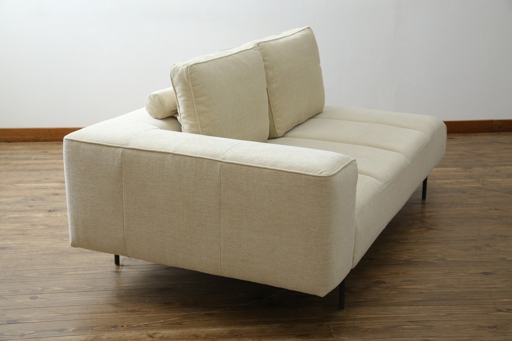 中古　超美品　購入から3ヶ月のほぼ新品　BoConcept(ボーコンセプト)　Amsterdam(アムステルダム)　保証書付き　シンプルモダンな2.5人掛けソファ　定価約60万円　(R-085726)