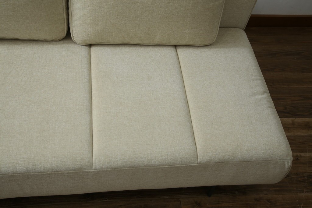 中古　超美品　購入から3ヶ月のほぼ新品　BoConcept(ボーコンセプト)　Amsterdam(アムステルダム)　保証書付き　シンプルモダンな2.5人掛けソファ　定価約60万円　(R-085726)