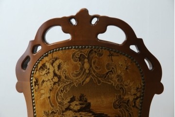 中古　美品　高級輸入家具エクセレンテ取り扱い　ウォールナットXゴールド　バロッコ(バロック)　繊細な彫刻が施された装飾が優雅な雰囲気を醸し出すアームチェア2脚　セット定価2脚で約24万5千円　(R-085727)