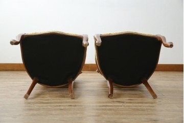 中古　美品　高級輸入家具エクセレンテ取り扱い　ウォールナットXゴールド　バロッコ(バロック)　繊細な彫刻が施された装飾が優雅な雰囲気を醸し出すアームチェア2脚　セット定価2脚で約24万5千円　(R-085727)