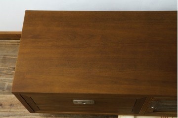 中古　美品　カリモク家具(karimoku)　domani(ドマーニ)　Morganton(モーガントン)　直線的なデザインとメタリックな引手が上品なテレビボード　定価約53万円　(R-085729)