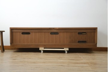 中古　美品　カリモク家具(karimoku)　domani(ドマーニ)　Morganton(モーガントン)　直線的なデザインとメタリックな引手が上品なテレビボード　定価約53万円　(R-085729)