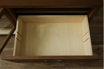 中古　美品　カリモク家具(karimoku)　domani(ドマーニ)　Morganton(モーガントン)　直線的なデザインとメタリックな引手が上品なテレビボード　定価約53万円　(R-085729)