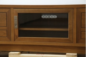 中古　美品　カリモク家具(karimoku)　domani(ドマーニ)　Morganton(モーガントン)　直線的なデザインとメタリックな引手が上品なテレビボード　定価約53万円　(R-085729)