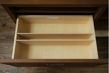 中古　美品　カリモク家具(karimoku)　domani(ドマーニ)　Morganton(モーガントン)　直線的なデザインとメタリックな引手が上品なテレビボード　定価約53万円　(R-085729)