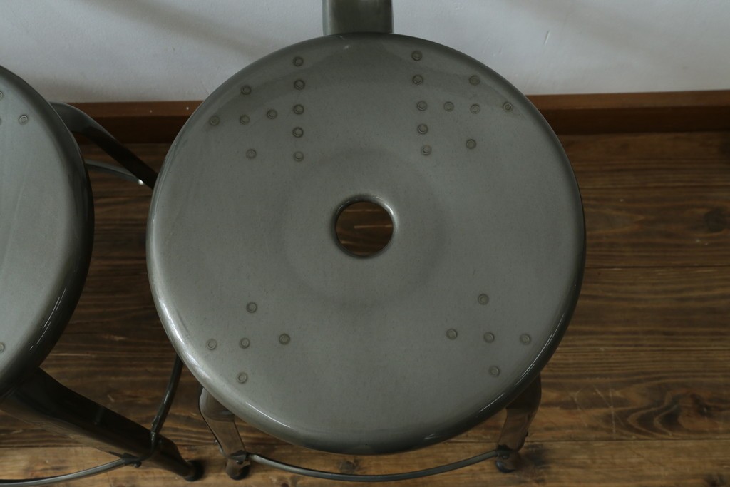 中古　美品　フランス　オールスチール製　Whale Tail(ホエールテイル・チェア)　工業用チェアの名作!　Nicolle Chair(ニコルチェア)4脚セット　定価(4脚合計)約23万円　(R-085731)