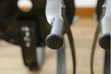 中古　美品　フランス　オールスチール製　Whale Tail(ホエールテイル・チェア)　工業用チェアの名作!　Nicolle Chair(ニコルチェア)4脚セット　定価(4脚合計)約23万円　(R-085731)