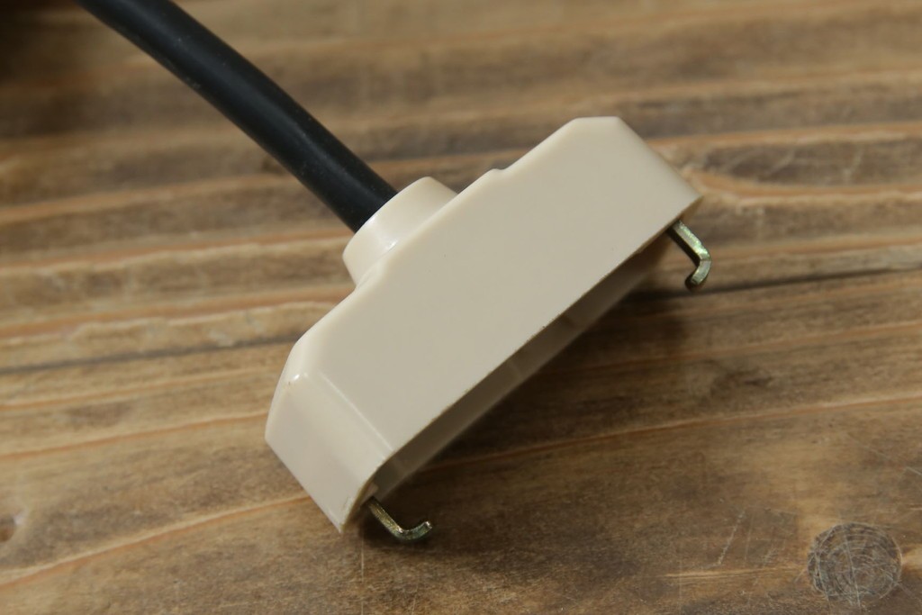 和製アンティーク　真鍮飾りの透かし模様がアクセントのペンダントライト　(R-085739)