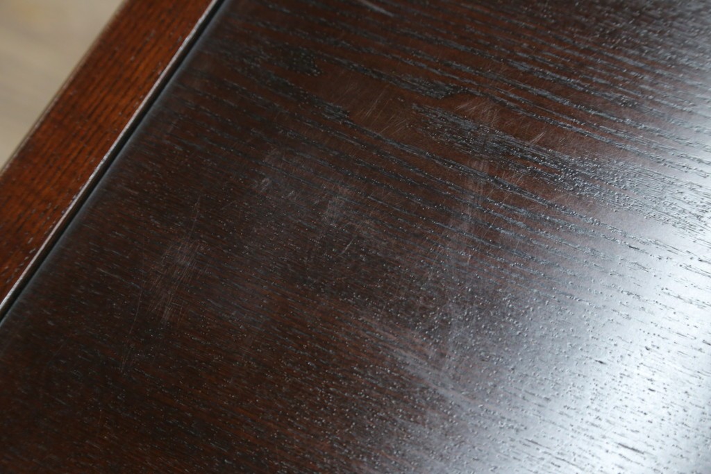 中古　美品　タモ材　落ち着いた佇まいで空間に取り入れやすい水屋箪笥　(R-085741)