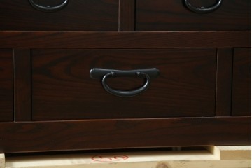 中古　美品　タモ材　落ち着いた佇まいで空間に取り入れやすい水屋箪笥　(R-085741)